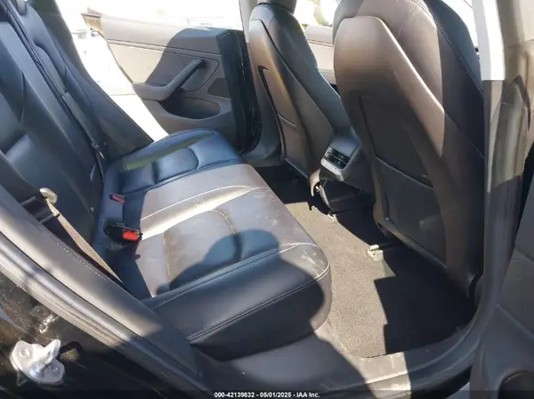 5YJ3E1EA7JF057031 2018 TESLA MODEL 3 - Image 8