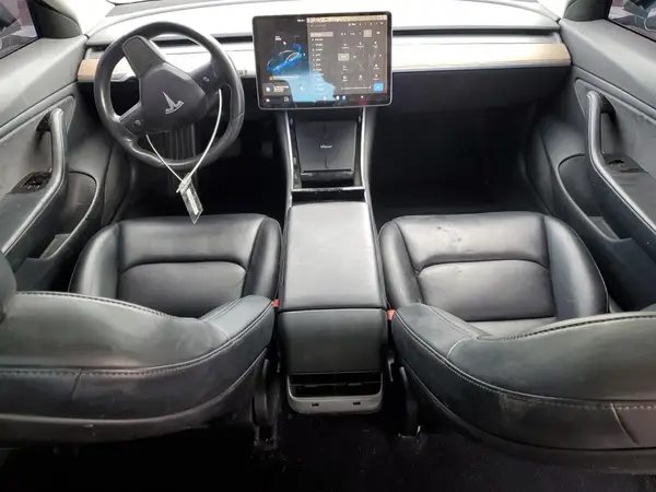 5YJ3E1EA7JF058292 2018 TESLA MODEL 3 - Image 8