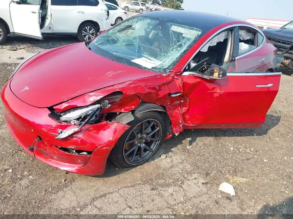 5YJ3E1EA7JF058454 2018 TESLA MODEL 3 - Image 2