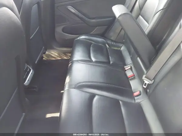 5YJ3E1EA7JF058454 2018 TESLA MODEL 3 - Image 8