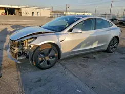 5YJ3E1EA7JF060740 2018 TESLA MODEL 3