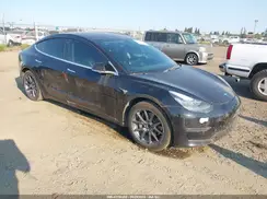 5YJ3E1EA7JF071009 2018 TESLA MODEL 3
