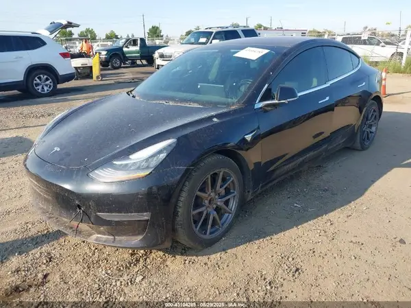 5YJ3E1EA7JF071009 2018 TESLA MODEL 3 - Image 2