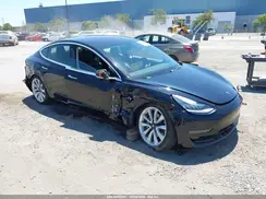 5YJ3E1EA7JF071205 2018 TESLA MODEL 3