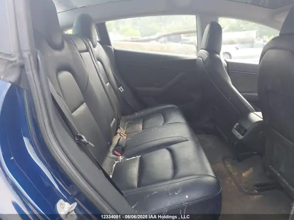 5YJ3E1EA7JF075738 2018 TESLA MODEL 3 - Image 8