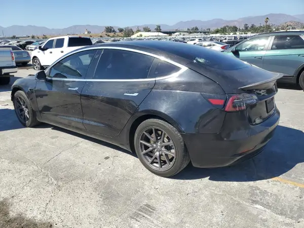 5YJ3E1EA7JF089154 2018 TESLA MODEL 3 - Image 2