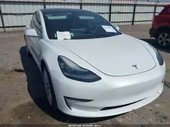 5YJ3E1EA7JF108754 2018 TESLA MODEL 3