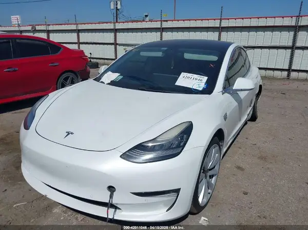5YJ3E1EA7JF108754 2018 TESLA MODEL 3 - Image 2