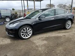 5YJ3E1EA7JF122721 2018 TESLA MODEL 3