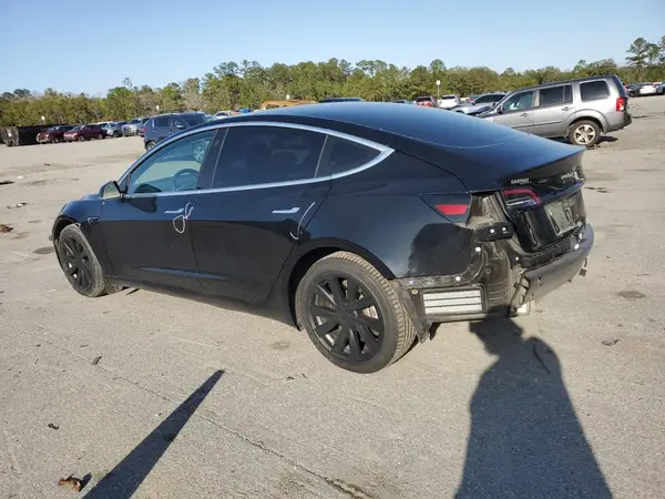 5YJ3E1EA7JF122895 2018 TESLA MODEL 3 - Image 2