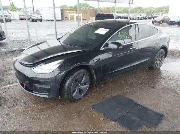 5YJ3E1EA7JF122976 2018 TESLA MODEL 3 - Image 2