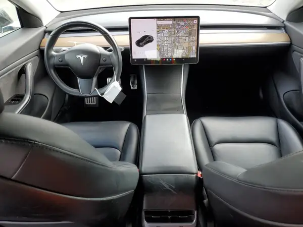 5YJ3E1EA7JF151703 2018 TESLA MODEL 3 - Image 8