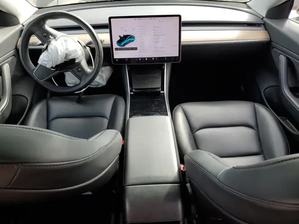 5YJ3E1EA7JF152124 2018 TESLA MODEL 3 - Image 8