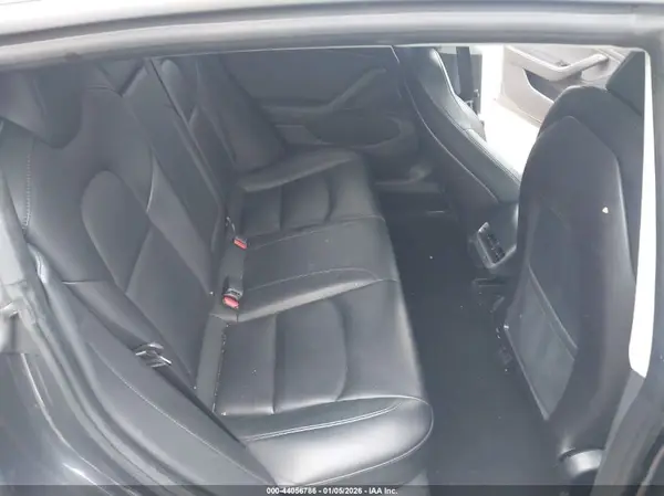 5YJ3E1EA7JF153712 2018 TESLA MODEL 3 - Image 8
