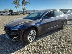 5YJ3E1EA7JF154858 2018 TESLA MODEL 3