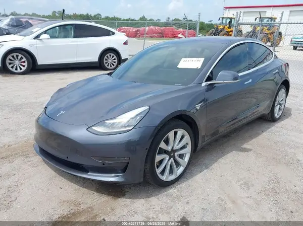 5YJ3E1EA7JF154939 2018 TESLA MODEL 3 - Image 2