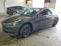 5YJ3E1EA7JF158070 2018 TESLA MODEL 3