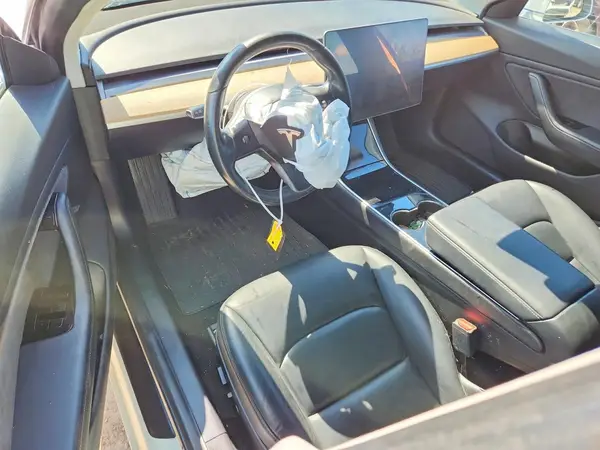 5YJ3E1EA7JF162183 2018 TESLA MODEL 3 - Image 8