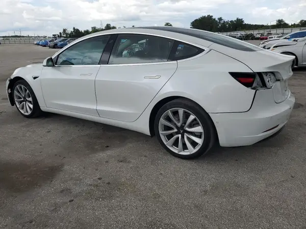 5YJ3E1EA7JF164855 2018 TESLA MODEL 3 - Image 2