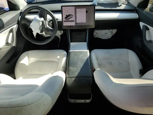 5YJ3E1EA7JF167450 2018 TESLA MODEL 3 - Image 8