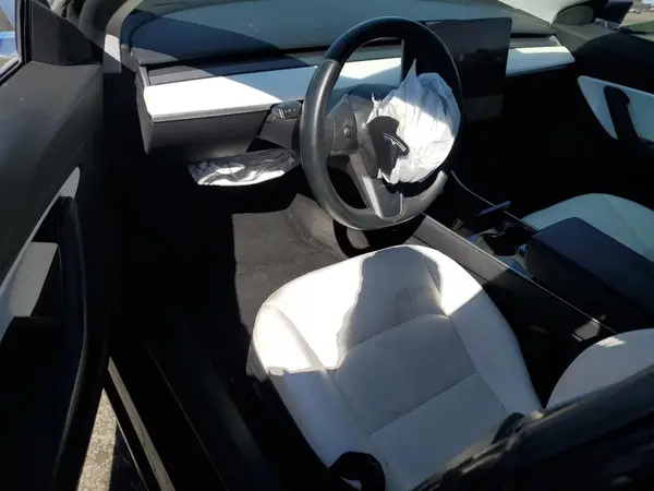 5YJ3E1EA7JF168839 2018 TESLA MODEL 3 - Image 8