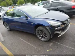 5YJ3E1EA7JF171384 2018 TESLA MODEL 3