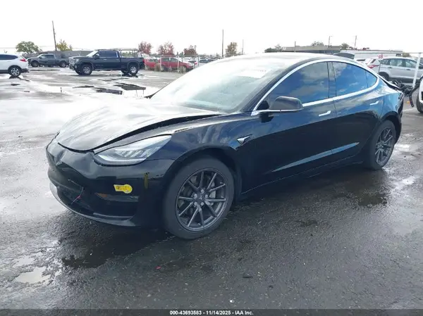 5YJ3E1EA7JF171711 2018 TESLA MODEL 3 - Image 2