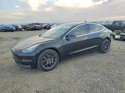 5YJ3E1EA7JF171840 2018 TESLA MODEL 3