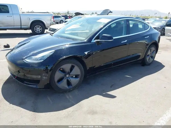 5YJ3E1EA7JF172017 2018 TESLA MODEL 3 - Image 2