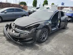 5YJ3E1EA7JF172115 2018 TESLA MODEL 3