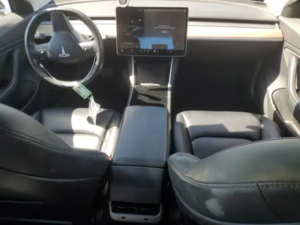 5YJ3E1EA7JF172700 2018 TESLA MODEL 3 - Image 8