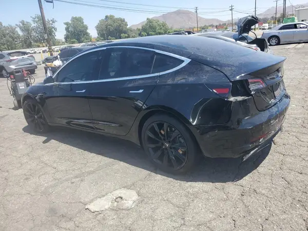 5YJ3E1EA7JF172809 2018 TESLA MODEL 3 - Image 2