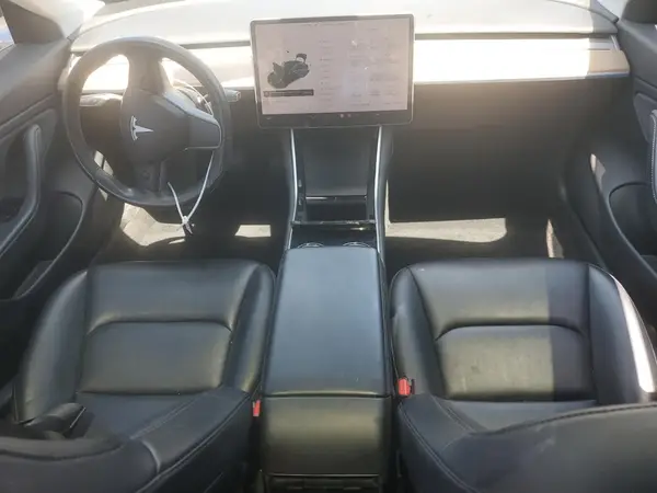 5YJ3E1EA7JF172809 2018 TESLA MODEL 3 - Image 8