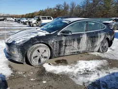 5YJ3E1EA7JF172857 2018 TESLA MODEL 3
