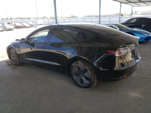 5YJ3E1EA7JF173345 2018 TESLA MODEL 3 - Image 2