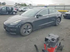 5YJ3E1EA7JF173426 2018 TESLA MODEL 3