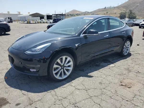 5YJ3E1EA7JF176276 2018 TESLA MODEL 3 - Image 1