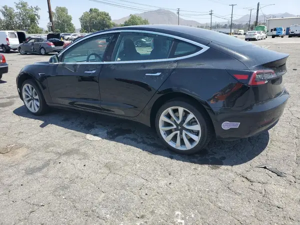 5YJ3E1EA7JF176276 2018 TESLA MODEL 3 - Image 2