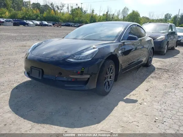 5YJ3E1EA7JF179873 2018 TESLA MODEL 3 - Image 2