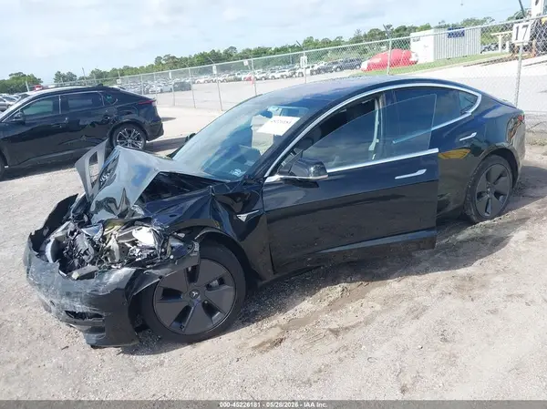 5YJ3E1EA7KF297598 2019 TESLA MODEL 3 - Image 2