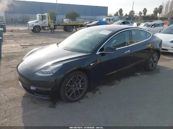 5YJ3E1EA7KF297861 2019 TESLA MODEL 3 - Image 2