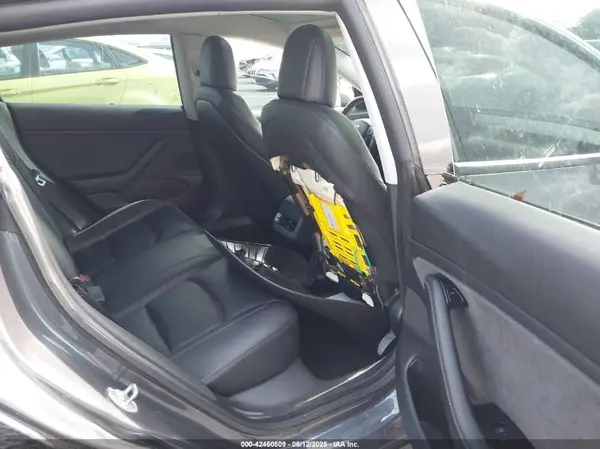 5YJ3E1EA7KF298301 2019 TESLA MODEL 3 - Image 8