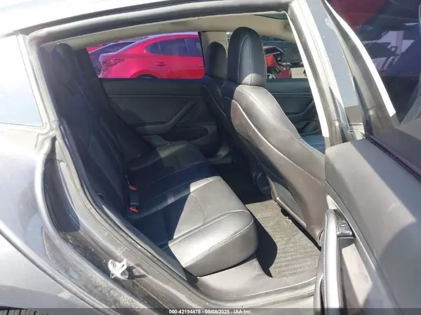 5YJ3E1EA7KF298816 2019 TESLA MODEL 3 - Image 8
