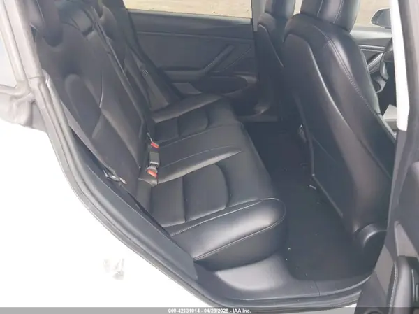 5YJ3E1EA7KF299724 2019 TESLA MODEL 3 - Image 8