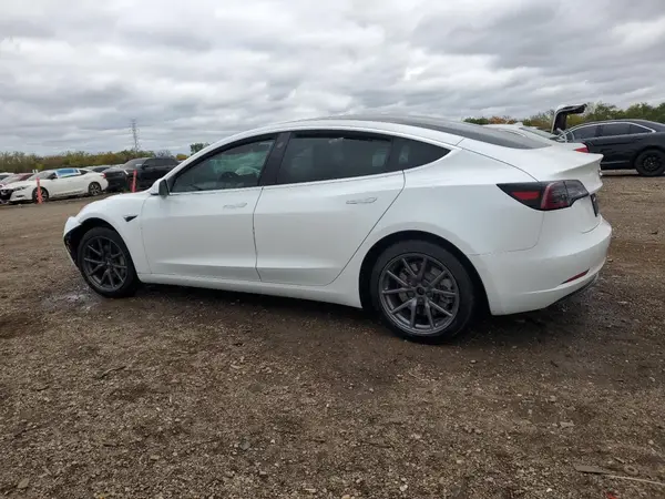 5YJ3E1EA7KF299903 2019 TESLA MODEL 3 - Image 2