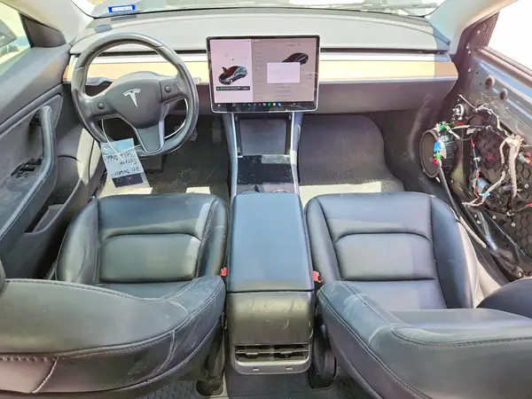 5YJ3E1EA7KF300774 2019 TESLA MODEL 3 - Image 8