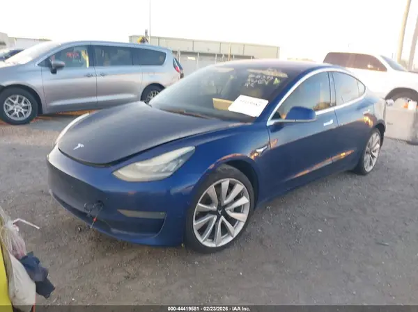 5YJ3E1EA7KF301200 2019 TESLA MODEL 3 - Image 2