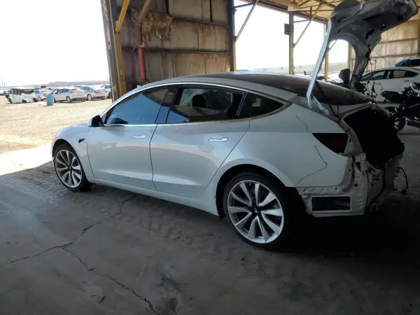 5YJ3E1EA7KF301455 2019 TESLA MODEL 3 - Image 2