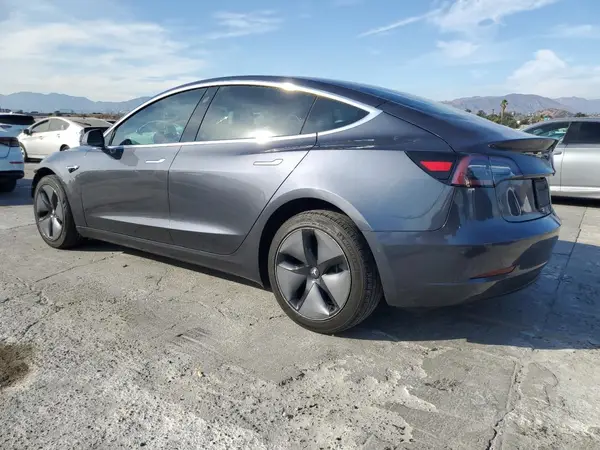 5YJ3E1EA7KF301746 2019 TESLA MODEL 3 - Image 2