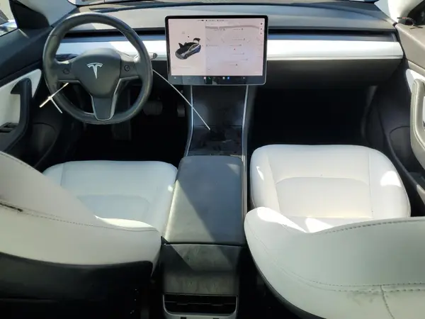 5YJ3E1EA7KF301746 2019 TESLA MODEL 3 - Image 8